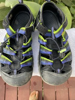 Keen Outdoor Water Shoes-Size 5