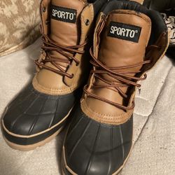 Mens Snow Boots Size  10  (Used)