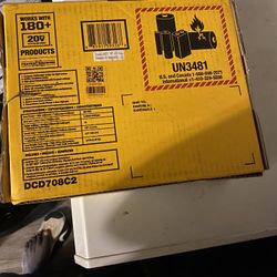 Dewalt drill Kit 