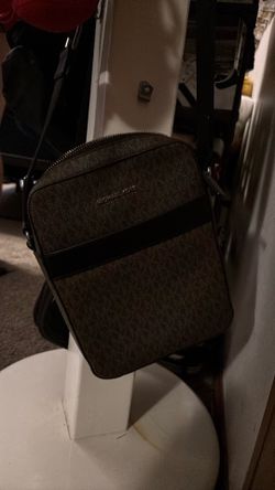 signature, brown black Michael Kors Cooper Flight bag signature brown black