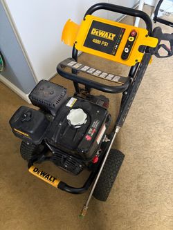DeWalt 4000 PSI 3.5 GPM Pressure Washer and BE Surface Cleaner