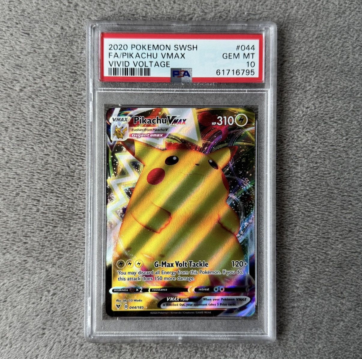 2020 Pokemon SWSH Vivid Voltage Pikachu VMAX #044/185 PSA 10 Gem Mint