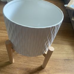 Plant Pot With Stand
