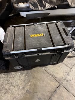 Dewalt tool box