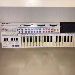 Casio Pt-80 Mini Portable Keyboard