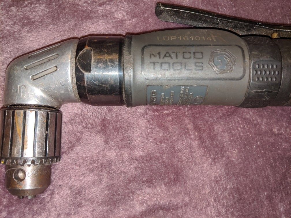 Matco Tools™  M1910 pneumatic reversible angle drill