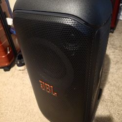 JBL Partbox 320