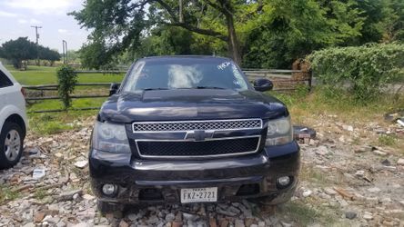 2007 CHEVY SUBURBAN FOR PARTS ONLY