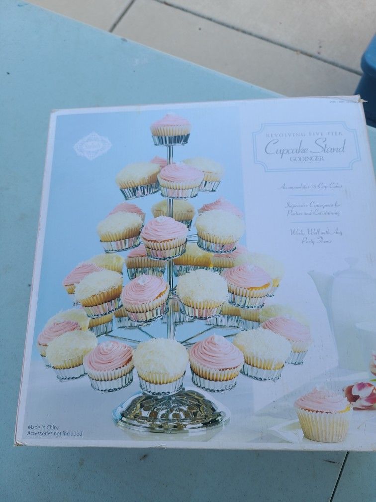 Godinger Revolving 5 Tier Cupcake Stand holds 35 cc