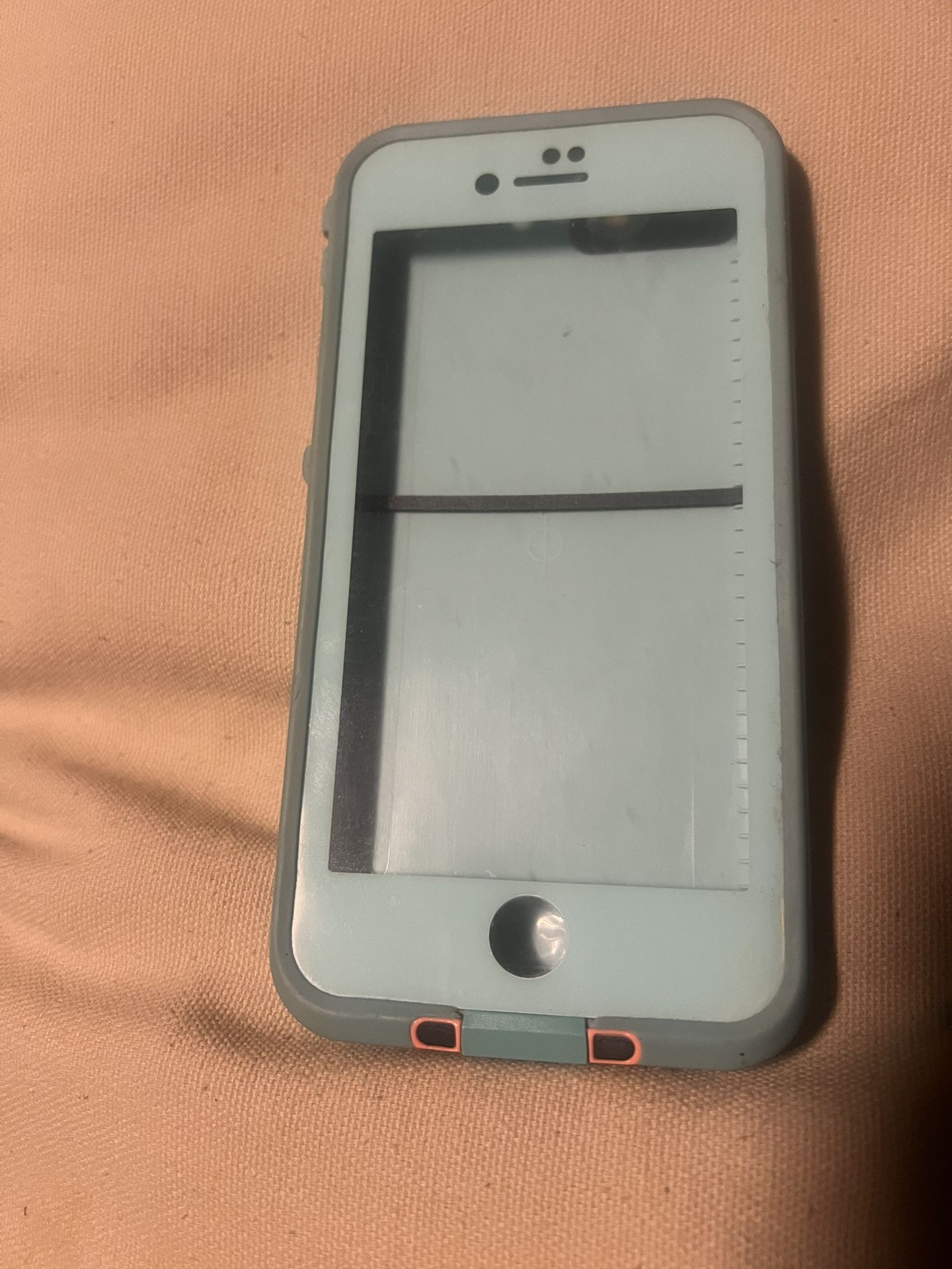 iPhone 7 Lifeproof Case