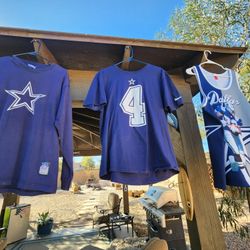 Lot of 14 Vintage Dallas Cowboys Reebok Shirts 