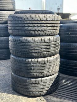 SET OF TIRE 215 45 17 MICHELIN 85% LIFE