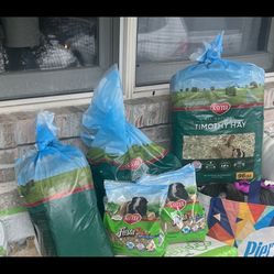 Guinea Pig Food And Timothy Hay