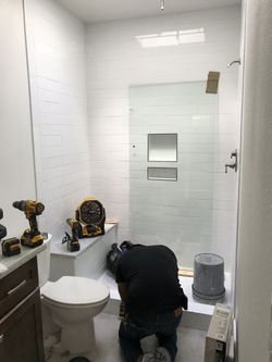 ##Frameless shower door##