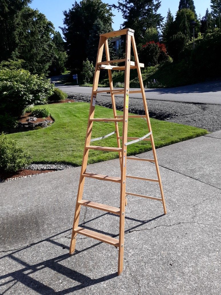 8 Foot Werner Wooden Ladder 