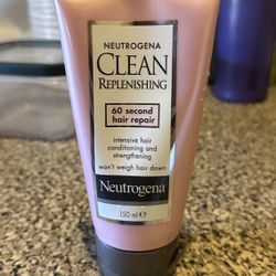 Neutrogena  Clean Replenishing. 60 Seconds Hair Repair 