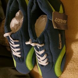 Men's Comfy Feet Size Large 9-10 Seattle Seahawks 