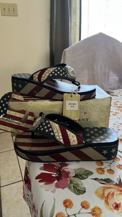 Women’s shoes