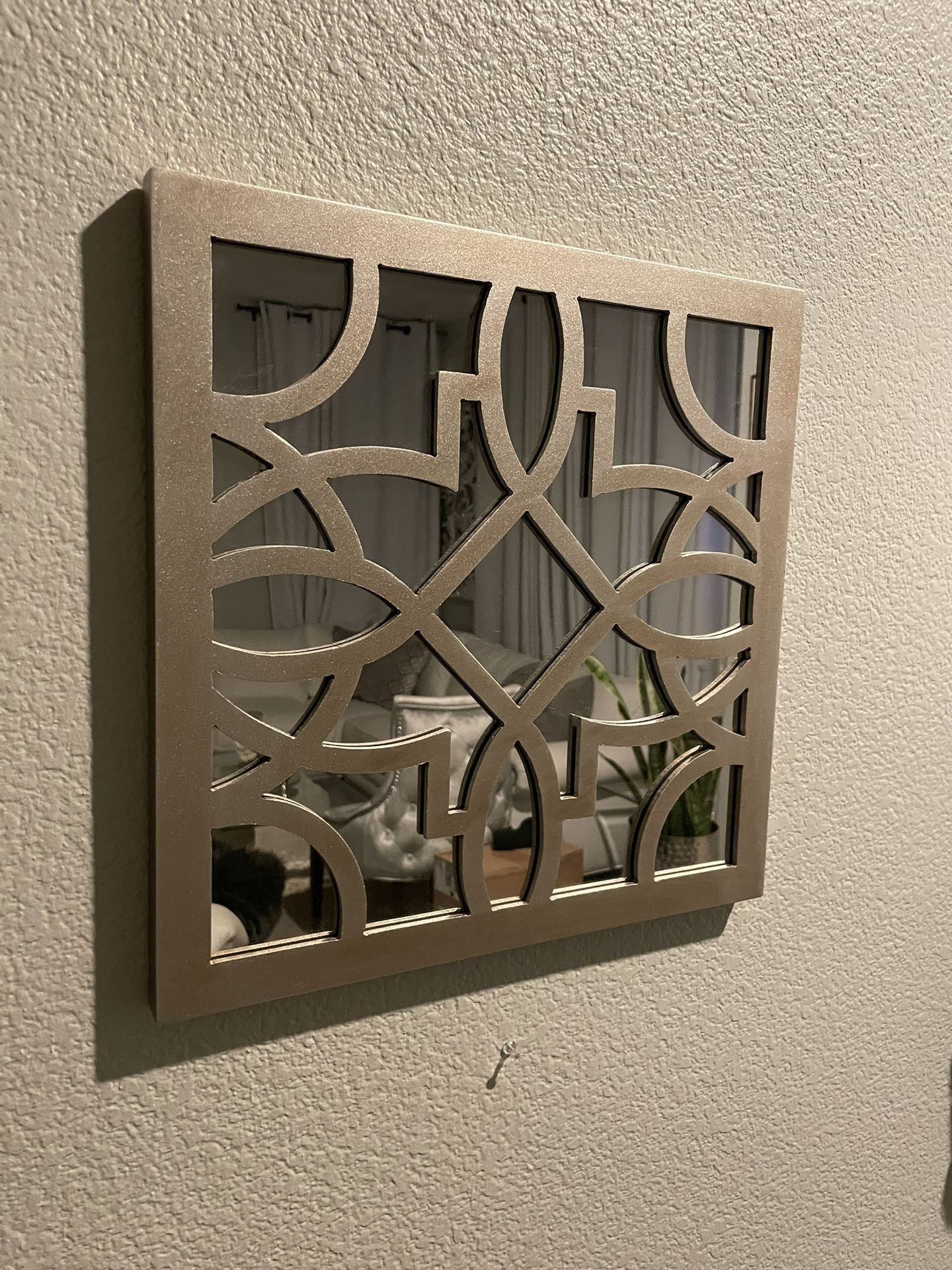 Square Mirror 