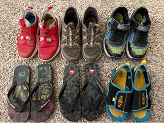 Boy shoes/sleepers size 1Y & 2Y $10 for all