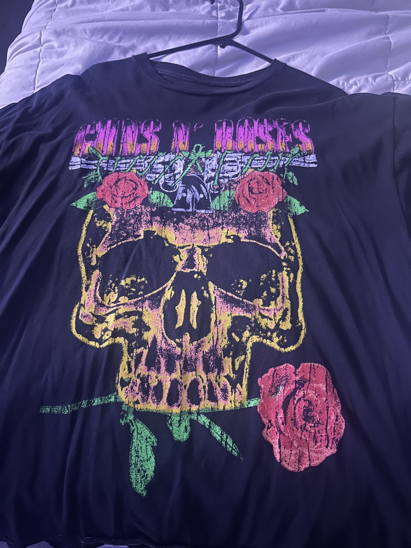 Guns And Roses Tshirt Sz Large