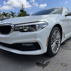 2018 BMW 528i