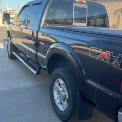 2011 Ford F-250 Super Duty Crew Cab