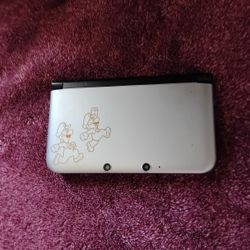 Rare 30th Anniversary Luigi Nintendo 3ds