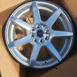 Set Of Four Brand New Raceline Wheels 