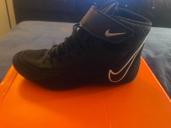 New Boxing shoes