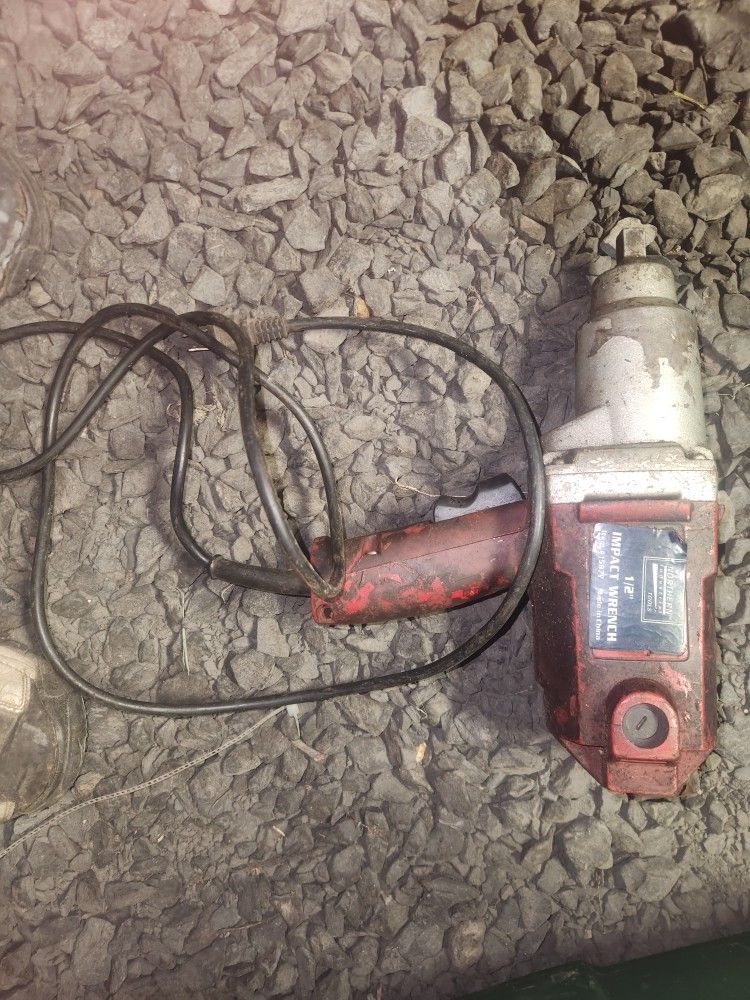 Northern Industrial 1/2 Inch Impact Wrench