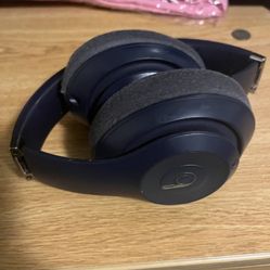 Beats Solo Wireless 