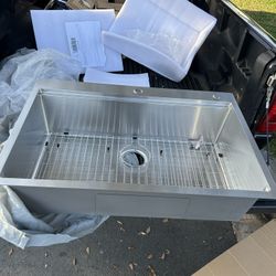 Brand New 33x 22 stainless steel kitchen sink luxury for 160