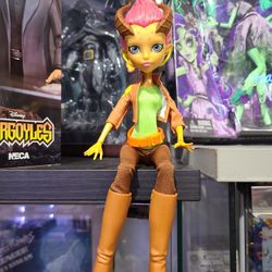 Monster High Doll Gilda Goldstag Student Disembody Council