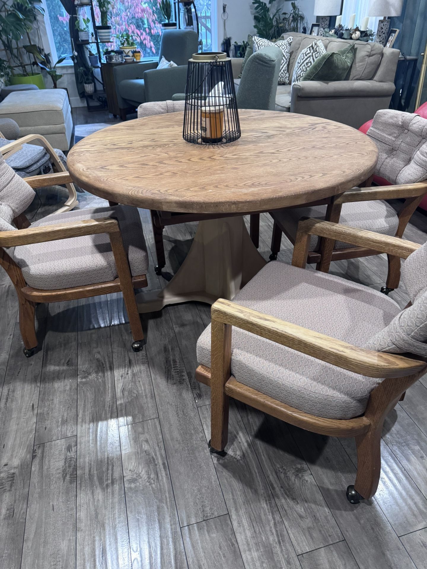 Vintage solid Wood Dining Set With Upholstered Chairs In Casters