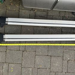 Used Yakima Whispbars (Load bars)