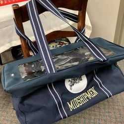 Brand New Navy Midshipmen 31  Tote With Lid