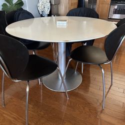 STUA dining table