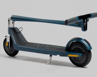 Unagi Model one Voyager brand new
