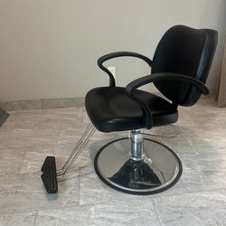 Hairdresser Chair 