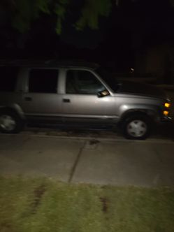 1999 Chevrolet Suburban