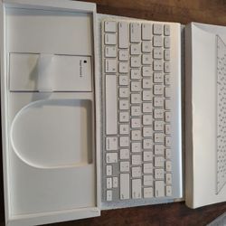 Apple Magic Keyboard 