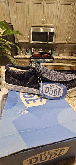 Brand new Heydudes zise 11 