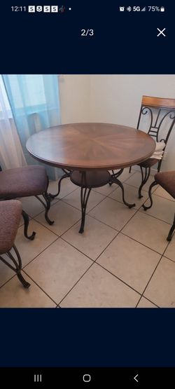 table and 4 chairs