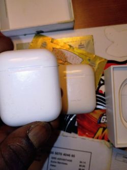 Apple AirPods Charging Cases (3)