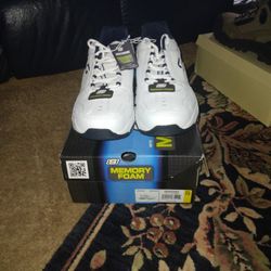Brand New Mens Skechers