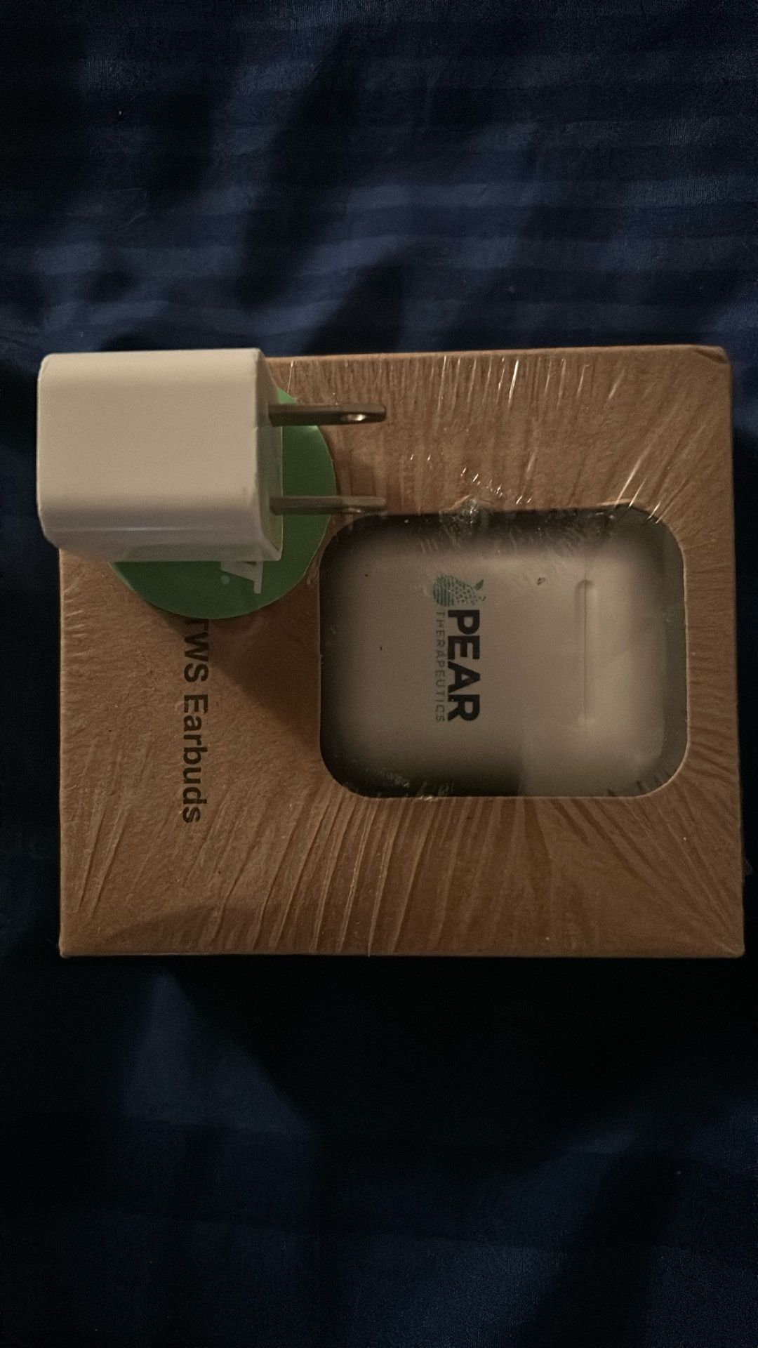 Pear Wireless Earbuds New In Sealed Box Like Apple Earbuds Comes With Real Apple Charging Block!