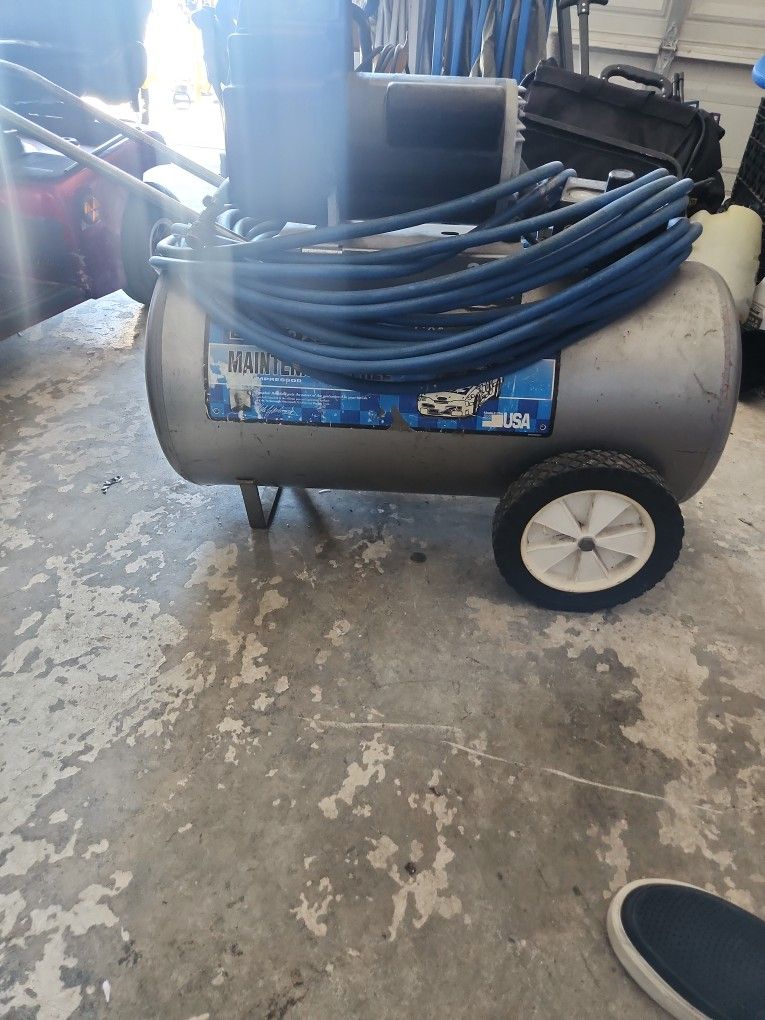 Air Compressor 