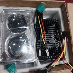 NEW CHEVY CAPRICE HEAD LIGHTS LEDS $150.