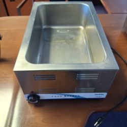2 Food Warmer And 6 Food Stands